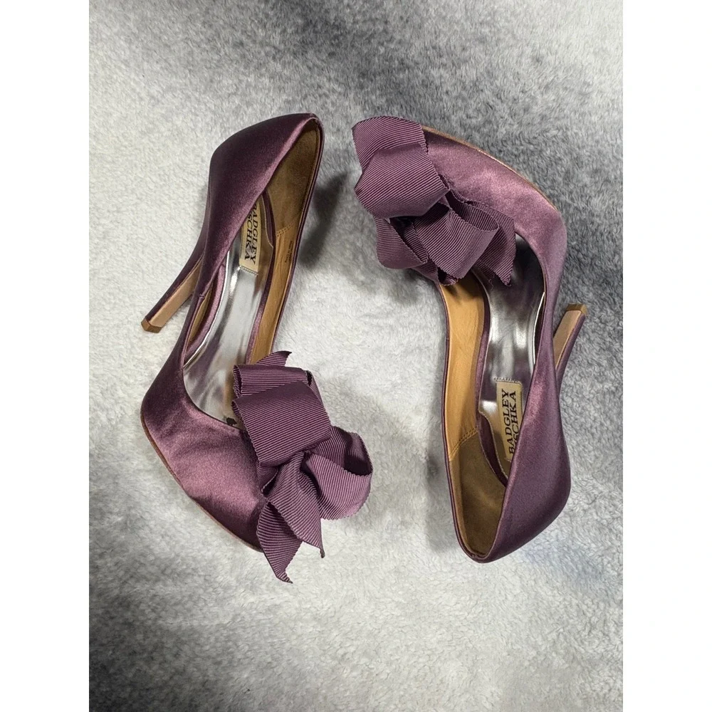 Badgley Mischka Randall‎ Plum Satin Bow Peep Toe Pumps Purple Heels 7.5M